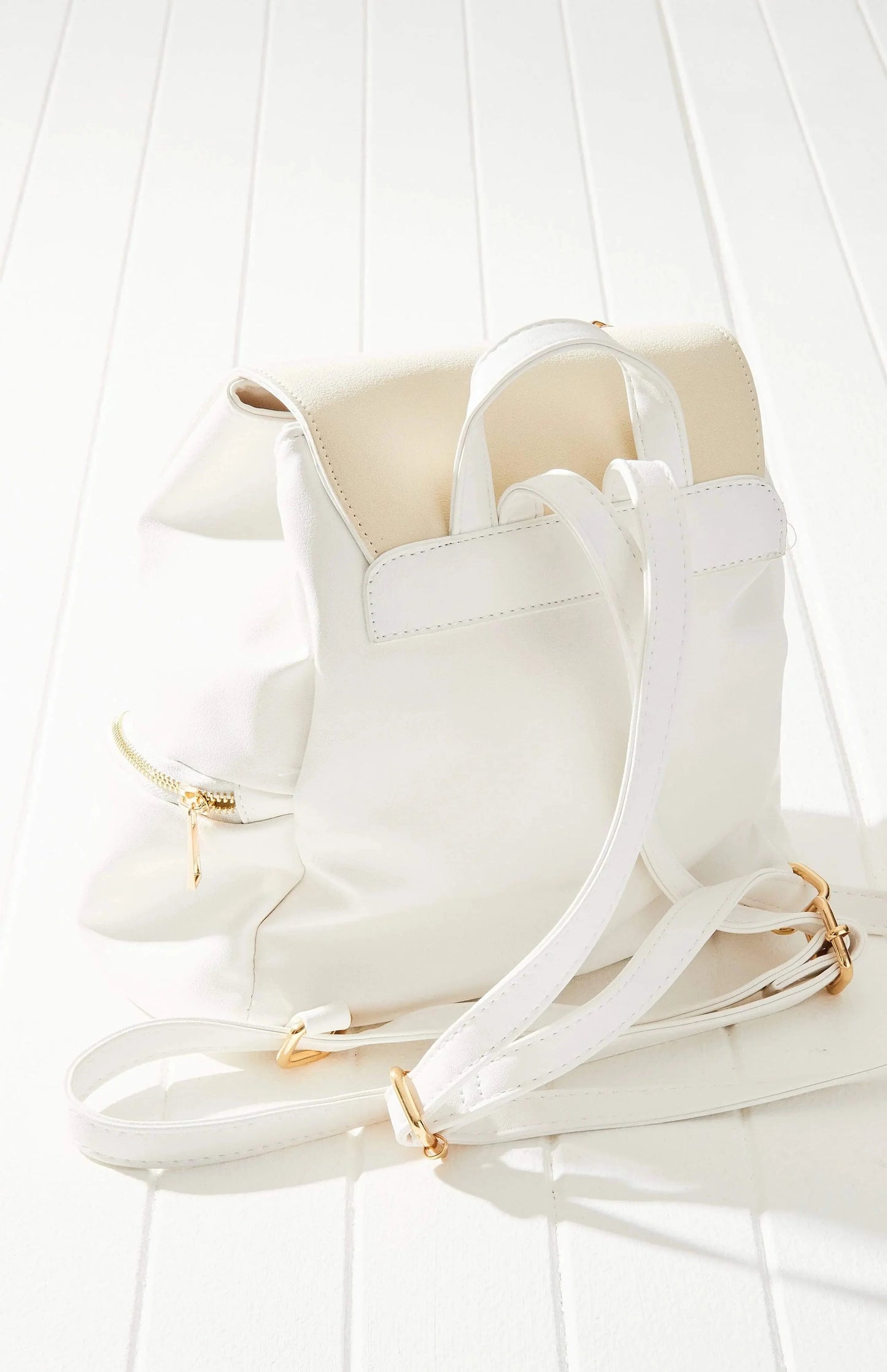 Vegan Leather Suede Satchel Backpack (WHITE)