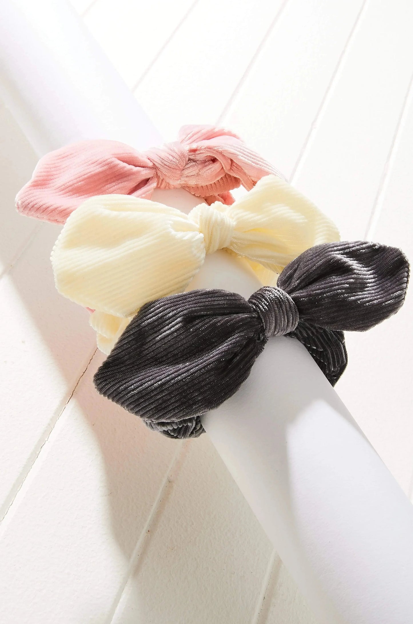 3pc Velvet Bow Scrunchie Set