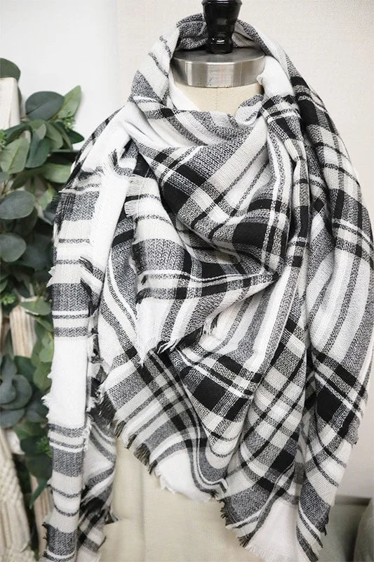 Plaid Oversized Blanket Scarves (Black/white)