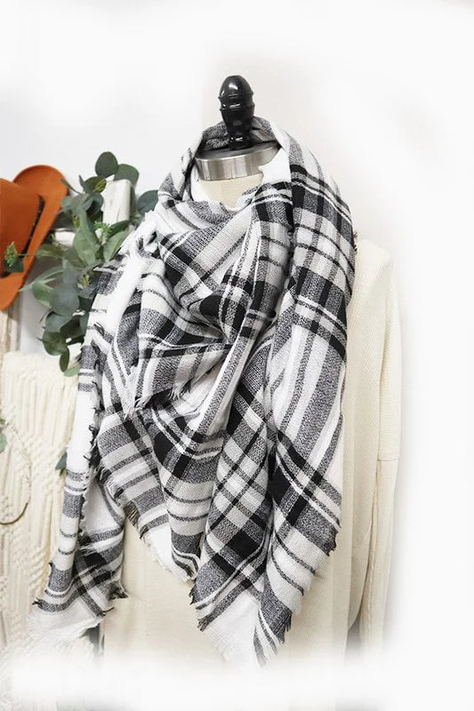 Plaid Oversized Blanket Scarves (Black/white)